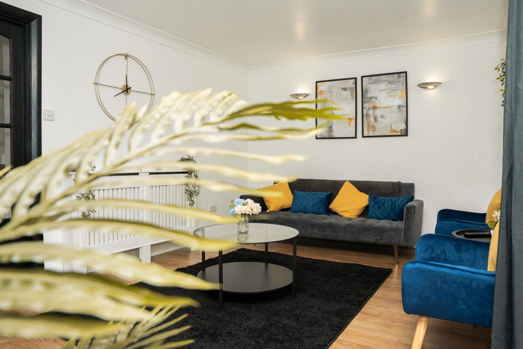 Stylish 3 Bed House With Free Parking Villa Leeds  Exterior photo