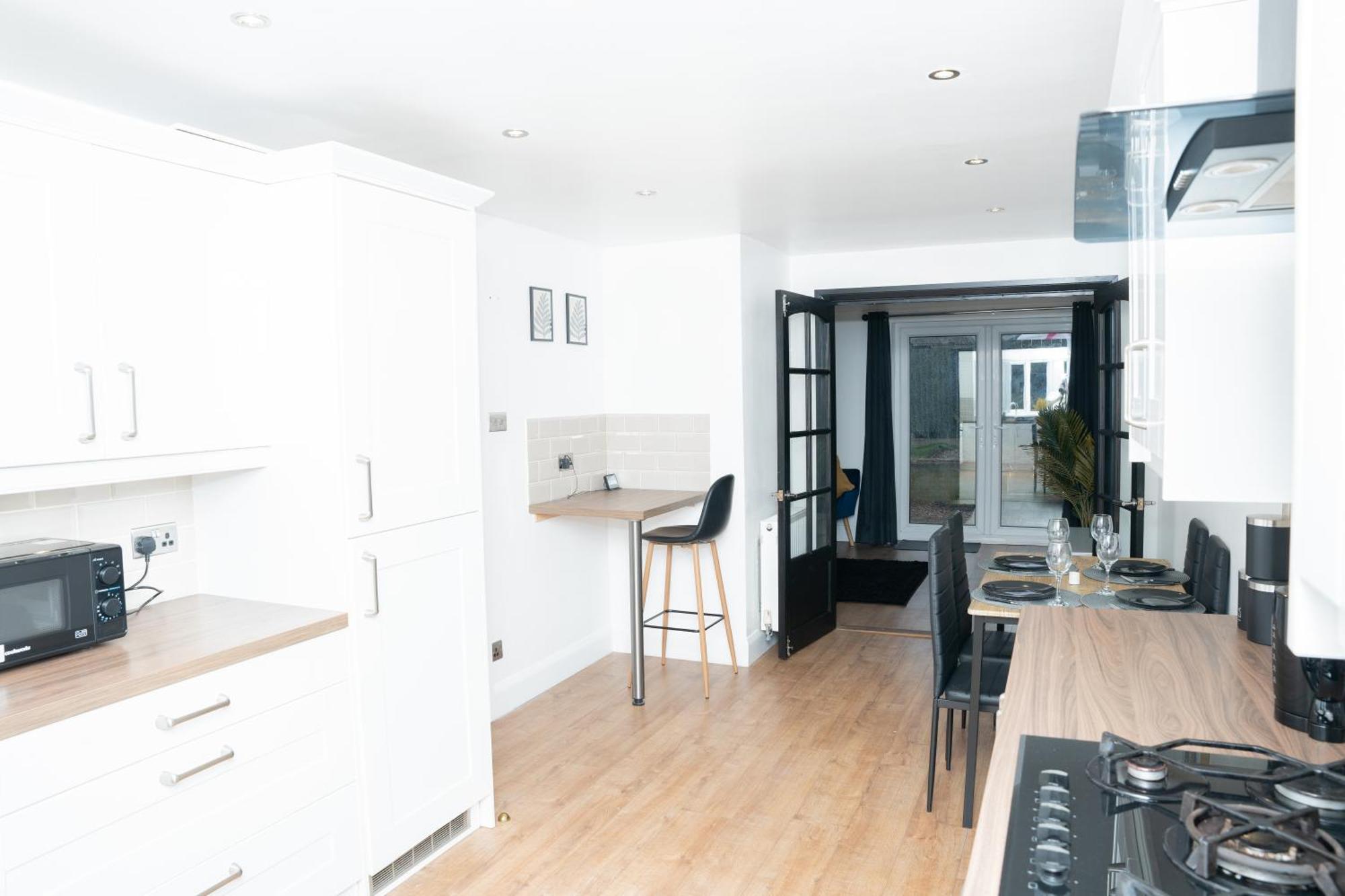Stylish 3 Bed House With Free Parking Villa Leeds  Exterior photo