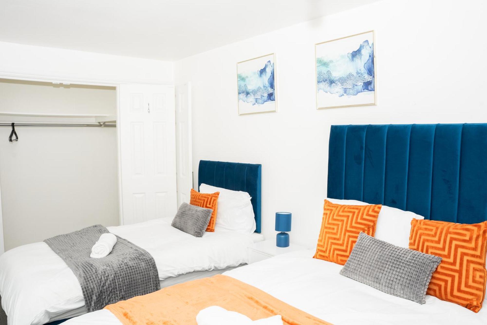 Stylish 3 Bed House With Free Parking Villa Leeds  Exterior photo